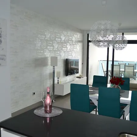 Sunset Drive Paradise - بينايدورم